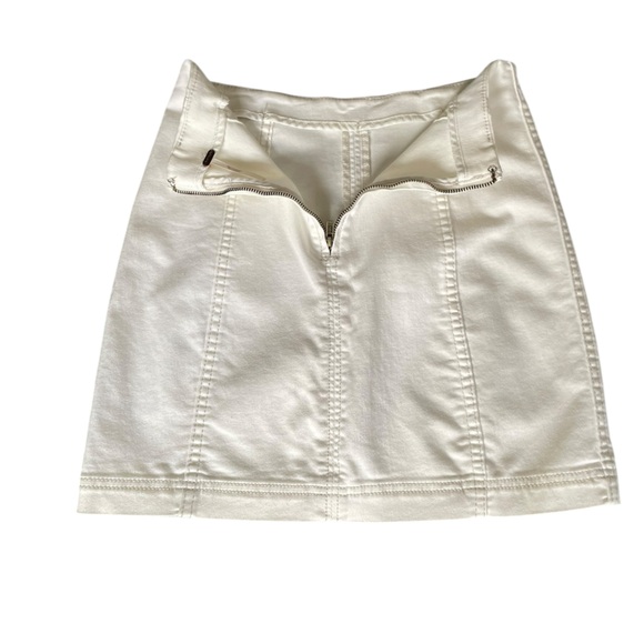 Free People White Stretch Mini Skirt Sz 2 - Picture 4 of 12